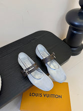 China Replica LV Women Shoes 108usd Only
